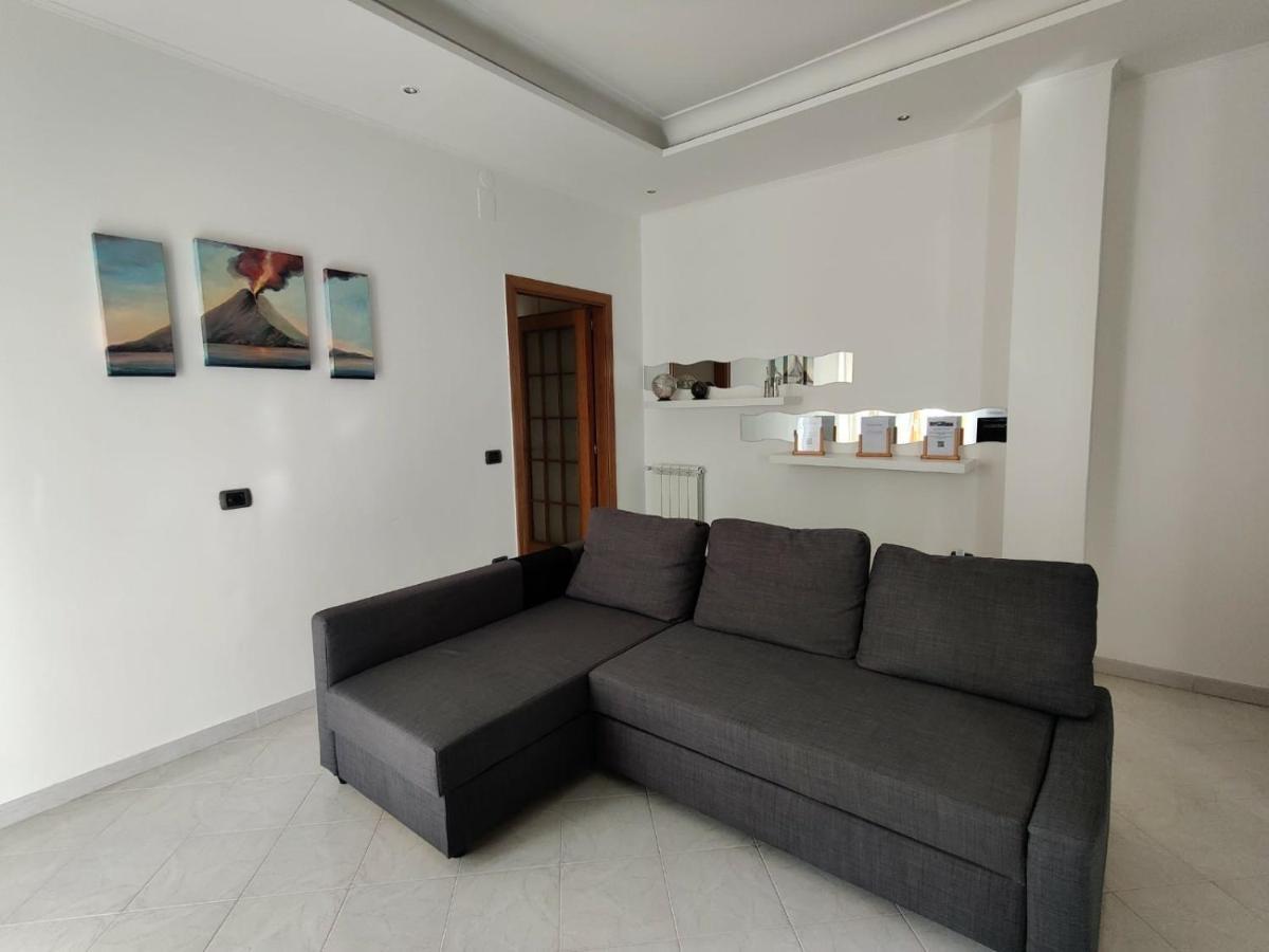 La Casa Di Giu Apartman Pozzuoli Kültér fotó