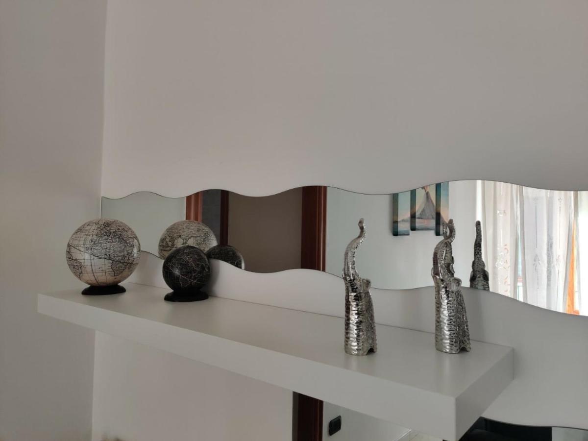 La Casa Di Giu Apartman Pozzuoli Kültér fotó